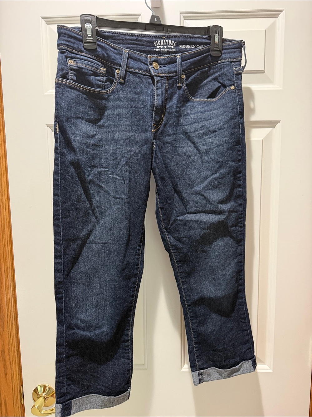 Signature Dark Blue Cropped Jeans - Slim Capri Style